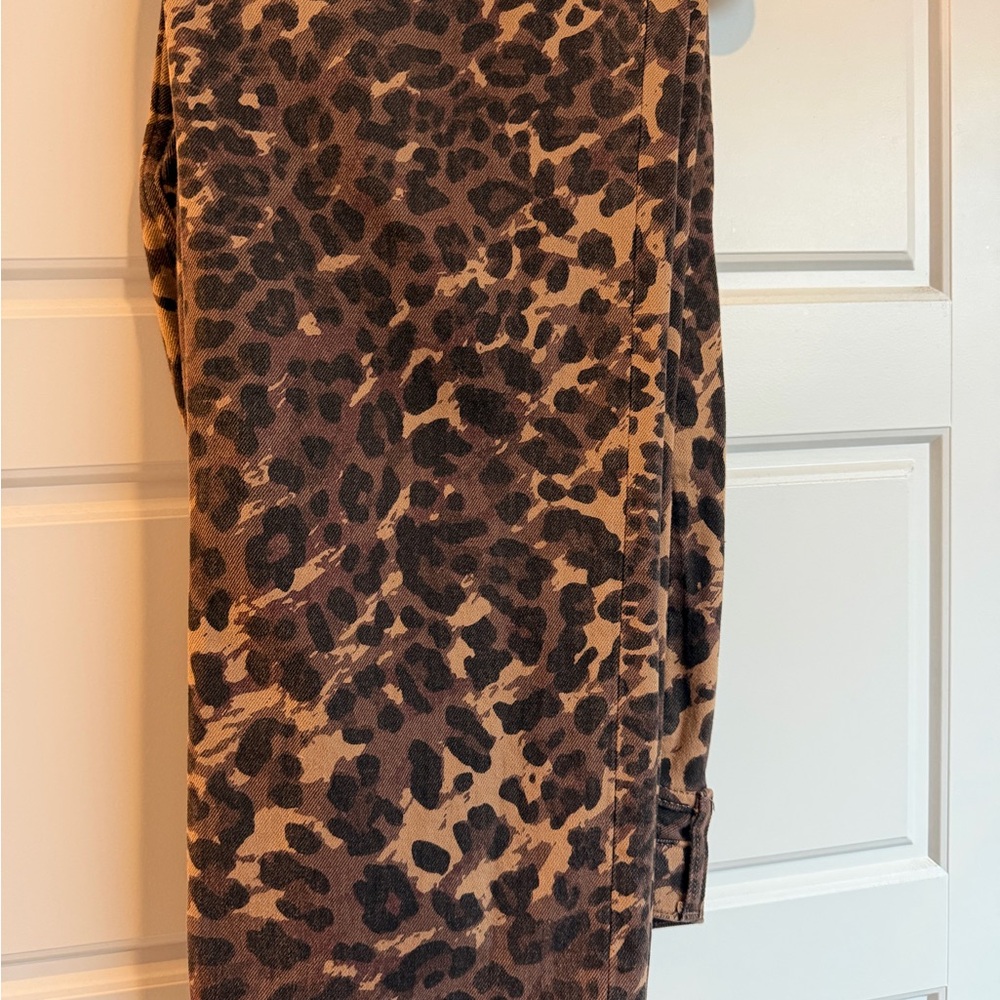 Abercrombie & Fitch Brown Leopard Print Pants